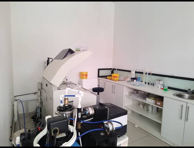 104M² MEDICAL SUITE FOR SALE IN UMHLANGA RIDGE